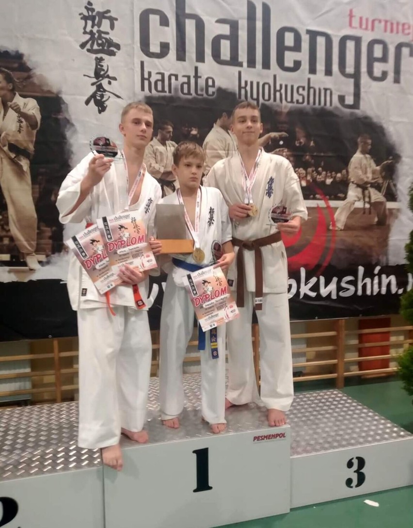 Turniej Mini Challender Karate Kyokushin, legniczanie wrócili z medalami