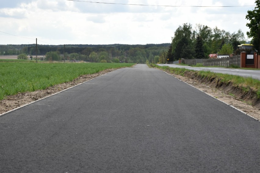 W powiecie kaliskim powstają kolejne ścieżki rowerowe ZDJĘCIA