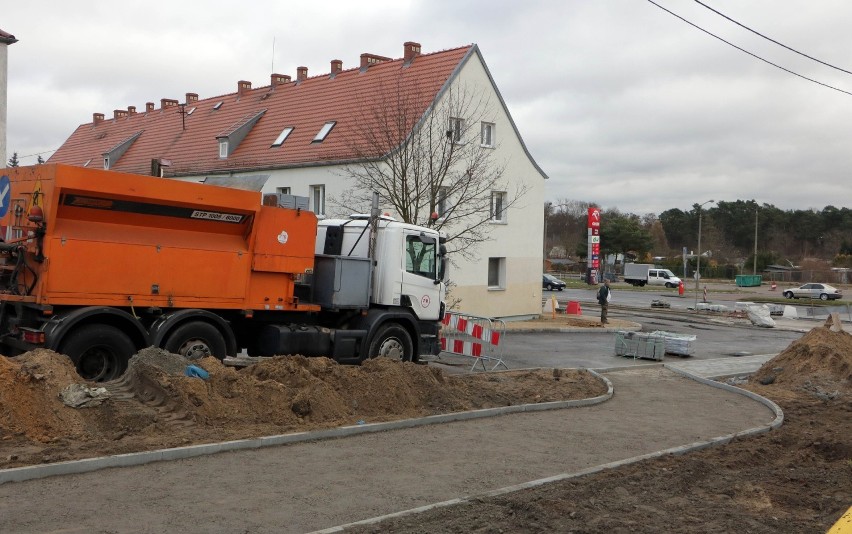 Znaczący jest postęp robót torowo-drogowych przy...