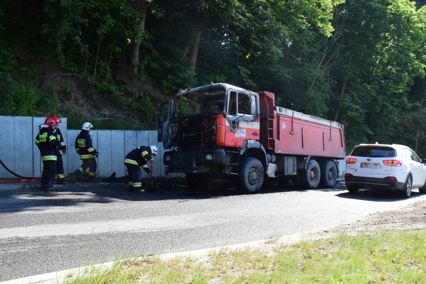 Pożar ciężarówki w Mrzezinie (maj 2018)