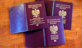 Długie kolejki po paszport. Tyle wniosków o wydanie paszportu nie wpływało od lat. 500+ jedzie na zagraniczne wakacje