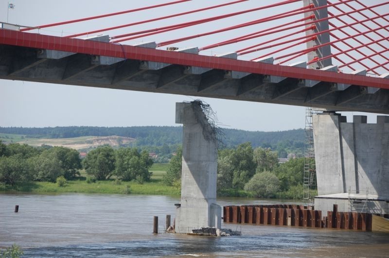 Kwidzyn: Most przez Wisłę na ostatniej prostej. Samochody przejadą nim za nieco ponad miesiąc