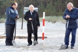 Mierzeja Wiślana. Jarosław Kaczyński na plaży w Nowym Świecie. Spotkanie w miejscu przekopu