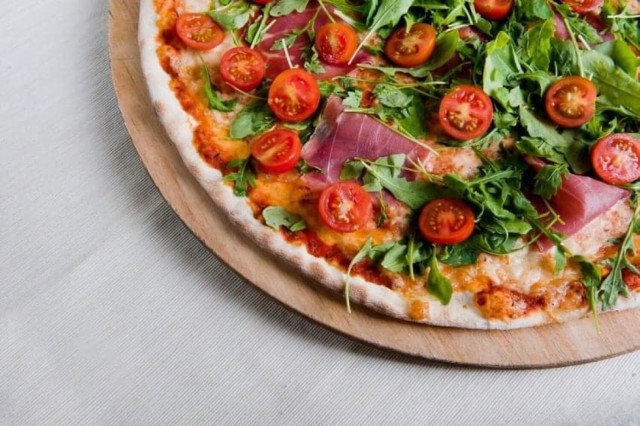 Najchętniej zamawianą przez klientów Restauracji Pizzerii Venezia w Radomsku jest pizza San Daniele z szynką parmeńską