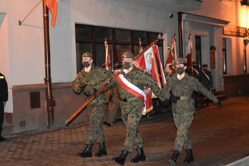 Uroczyste obchody Narodowego Dnia Pamięci Żołnierzy Wyklętych w Zamościu. Oddano hołd Żołnierzom podziemia niepodległościowego [ZDJĘCIA]