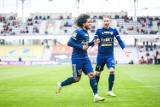 Fortuna 1. Liga. Oceniamy piłkarzy Arki Gdynia po zwycięstwie nad Koroną w Kielcach. Christian Aleman bohaterem w ekipie żółto-niebieskich!!