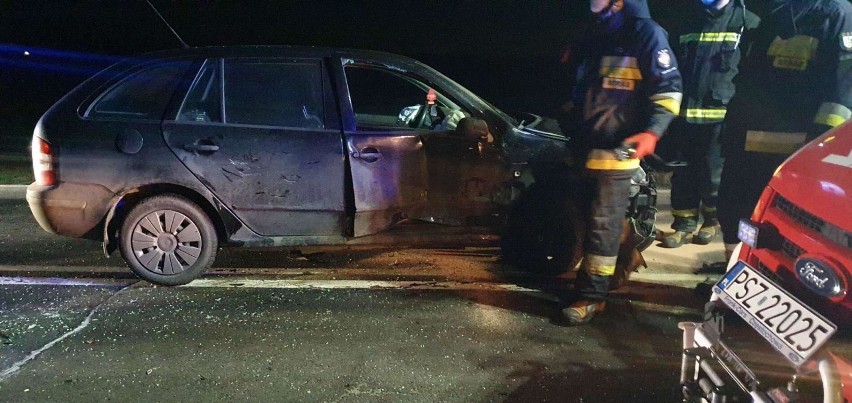 Gmina Duszniki. Wypadek na wiadukcie nad autostradą w Zalesiu [ZDJĘCIA]