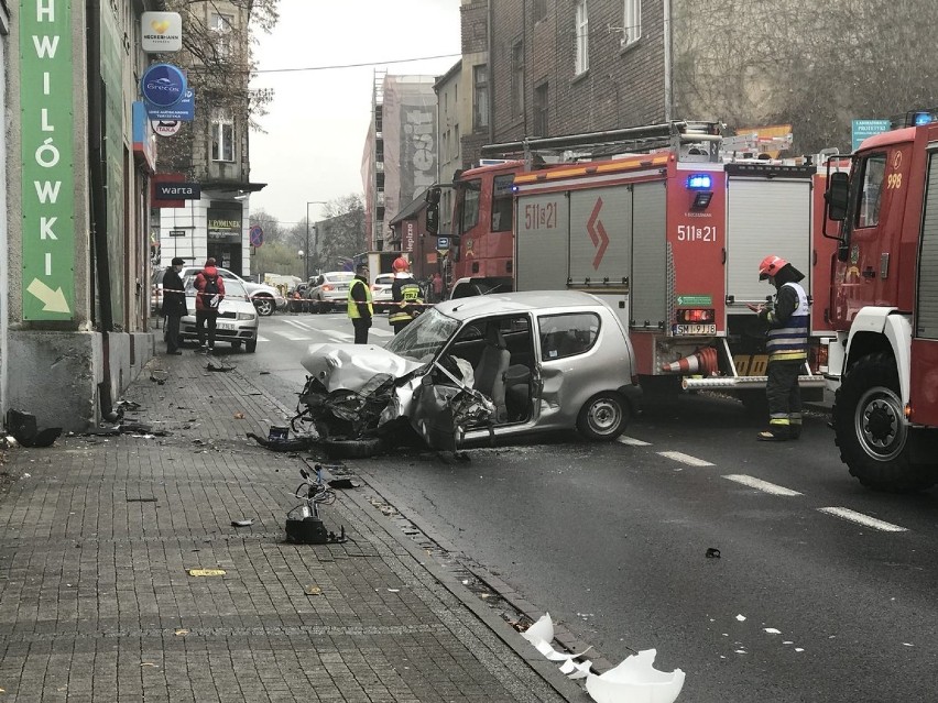 Wypadek w Mikołowie: kierująca  wjechała na...