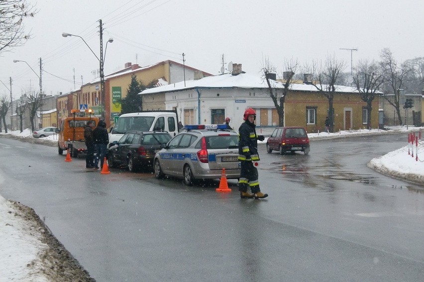 Utrudnienia w ruchu. Czołowe zderzenie na 29 listopada.