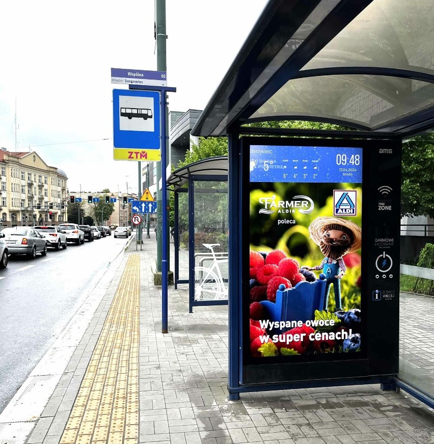 Śląskie przystanki pachną truskawkami?! Kampania sklepu ALDI w Katowicach, Chorzowie, Bytomiu i Sosnowcu