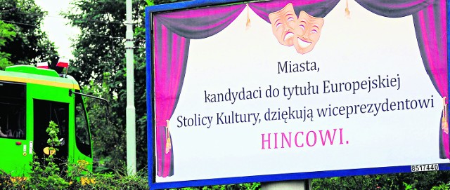 Nie wiadomo kto postawił takie billboardy w Poznaniu. Wiadomo, że to nieeleganckie zachowanie. Przeciwko takim praktykom powstała w Lublinie petycja