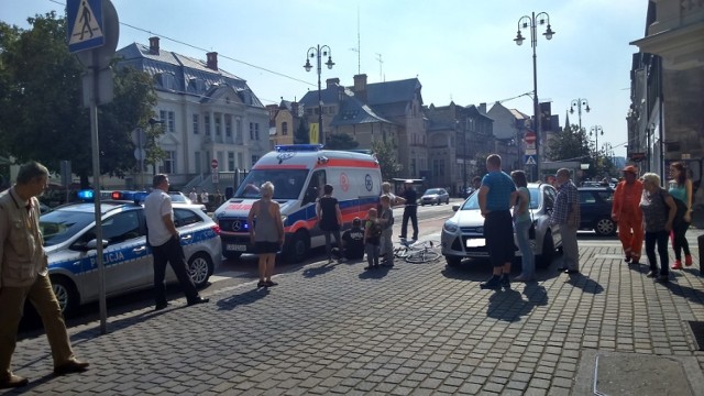 Rowerzysta został dzisiaj potrącony przez samochód w centrum Bydgoszczy.