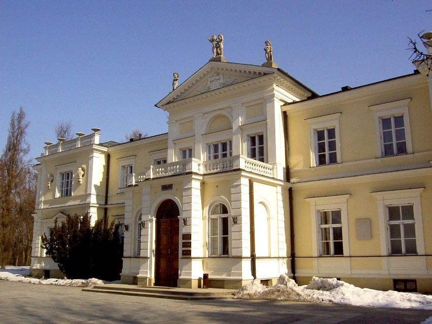 Pałac Juliana Ursyna Niemcewicza

Przy Nowoursynowskiej 103...