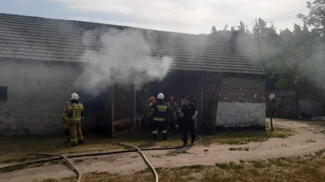 Pożar pojawił się w budynku inwentarskim z częścią mieszkalną