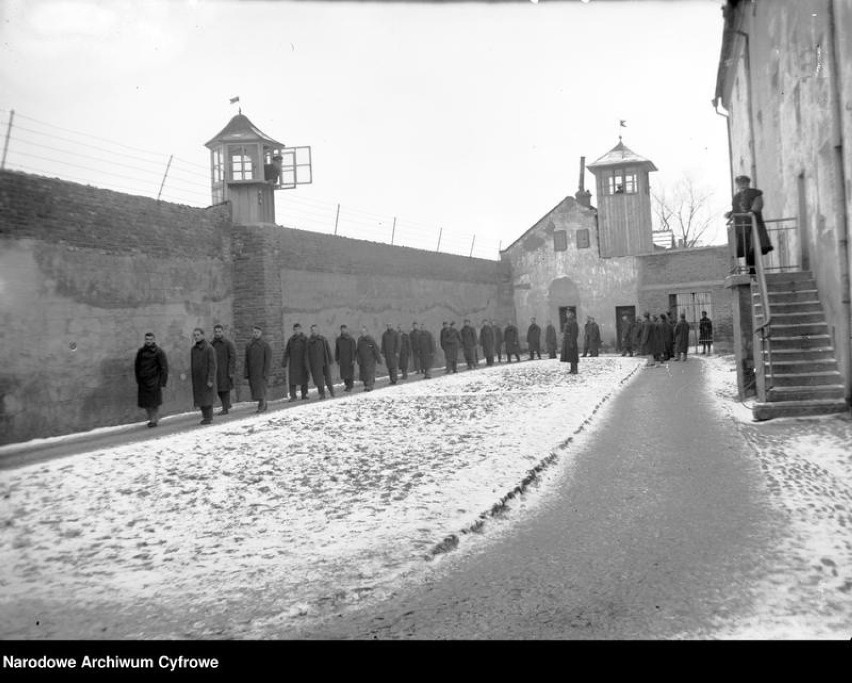 Nowy Sącz na czarno-białych archiwalnych zdjęciach. Tak przed laty wyglądało miasto 24.07.2021