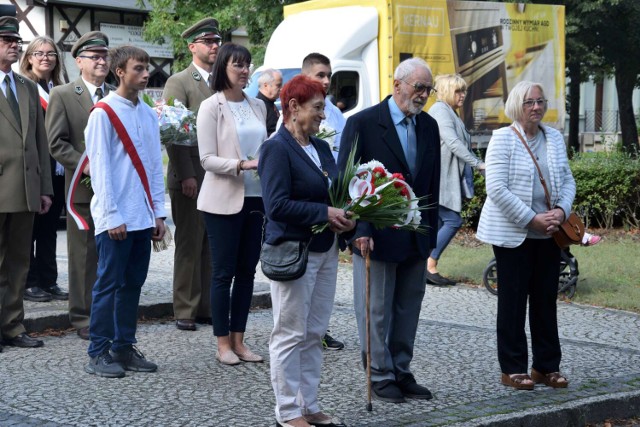84. rocznica wybuchu II wojny światowej. Przed południem uroczystości odbyły się przy Pomniku Poległych i Pomordowanych w latach 1939-1956 (1.09.2023).