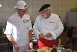 Kurt Scheller, znany szef kuchni, szkolił nauczycieli i uczniów zawodu w Chodzieży. Kucharze doskonalili swoje umiejętności w kuchni CKZ.