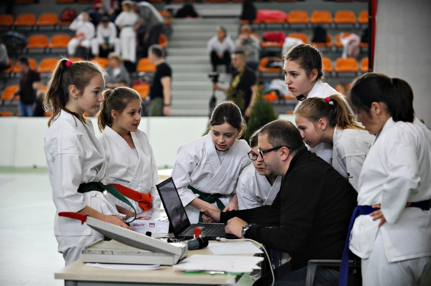 Za nami Wiosenny Turniej Karate o Puchar Burmistrza Oleśnicy [ZDJĘCIA]