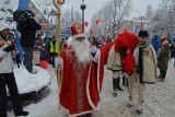 Góralski św. Mikołaj rozdawał prezenty dzieciom [ZDJĘCIA]