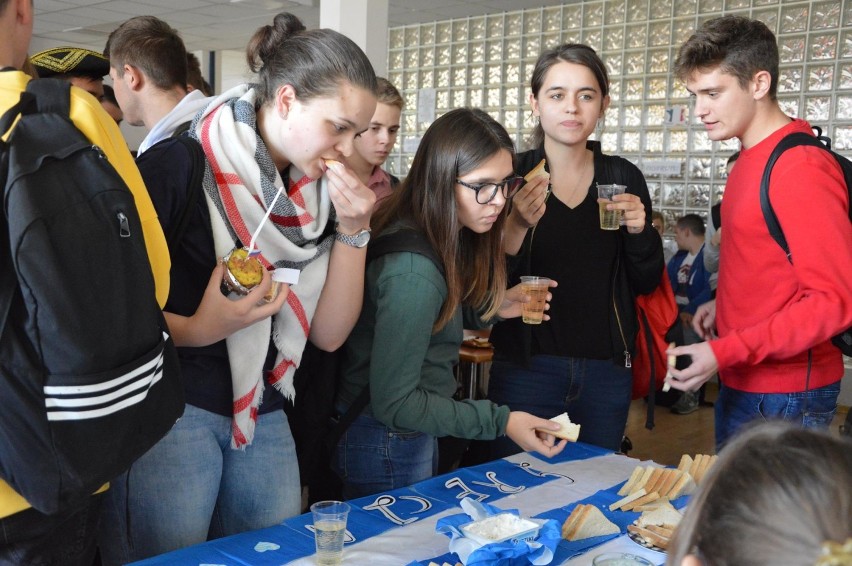 Europejski Dzień Języków Obcych w I LO w Wieluniu[FOTO]