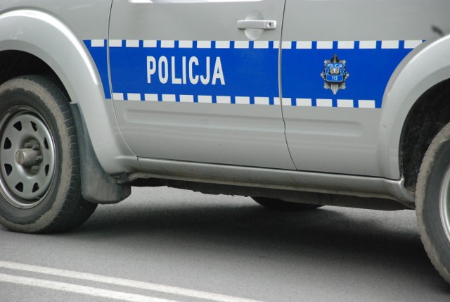Policjanci z Sierakowa wezwani do zdarzenia w Bucharzewie