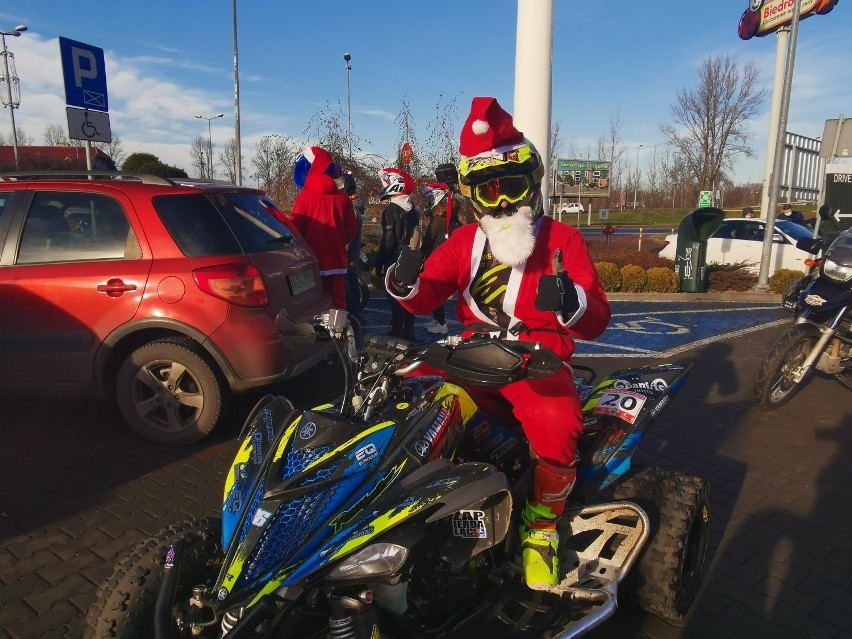 Jak co roku Mikołaje na motocyklach z Grupy Motocyklowej...