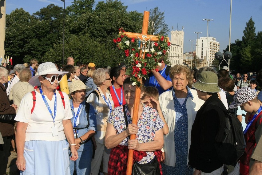 85. Łódzka Piesza Pielgrzymka - na Jasną Górę dojdzie we wtorek (zdjęcia)