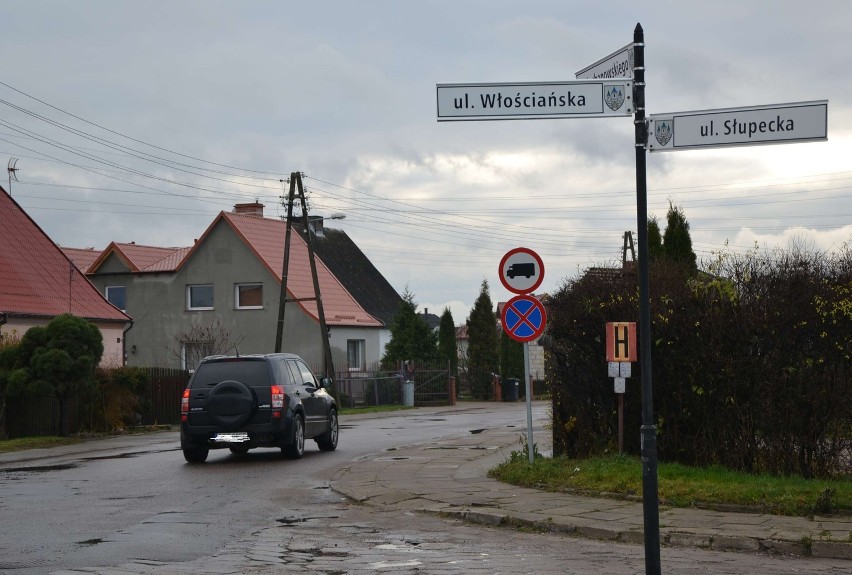 Malbork: Na Kochanowskiego mieszkańcy chcieliby parkować samochody jak dawniej