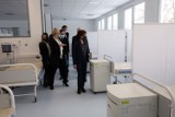 Covidowy szpital w Legnicy jest już gotowy. Zobacz jak wygląda w środku