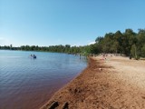 Krystaliczna woda i piaszczysta plaża. Te kąpieliska i campingi są tylko 40 km od Zgorzelca