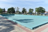 Wiemy kiedy ruszy basen odkryty przy Strzeleckiej  w Lesznie i jakie będą ceny biletów na sezon 2023