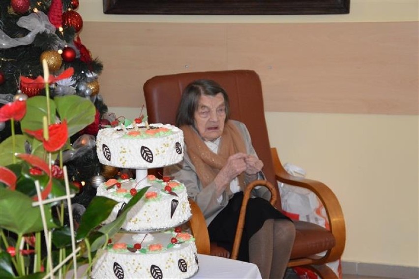 Halina Morawska z Janowa skończyła 103 lata! [ZDJĘCIA]