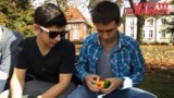 Nowosolanin układa kostkę Rubika w niecałą minutę! (wideo)