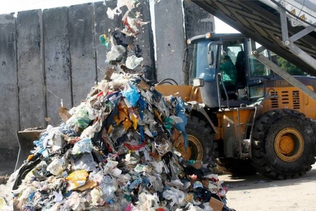 Śmieci Szamocin: Kto może korzystać z Punktu Selektywnej Zbiórki Odpadów?