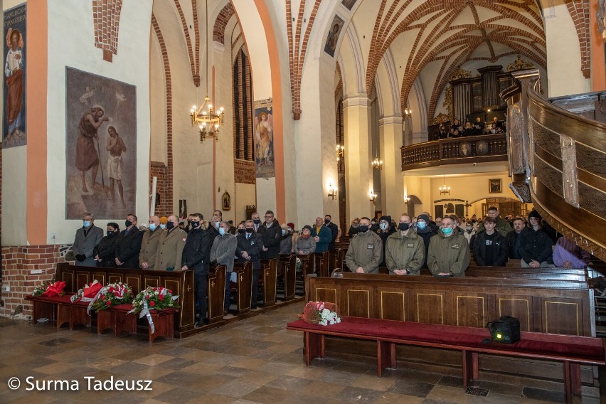 Tak obchodzono Narodowy Dzień Pamięci Żołnierzy Wyklętych w Stargardzie. Msza, kwiaty i znicze