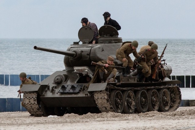 W tym roku na plaży zobaczymy nie jeden, a dwa czołgi i inne pojazdy wojskowe "z epoki"