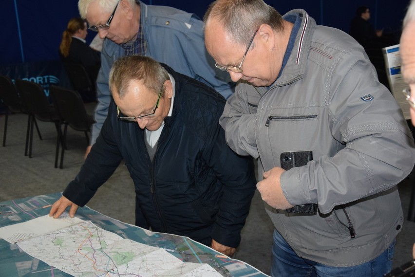 Spotkanie informacyjne w sprawie przebiegu drogi S11 przez gminę Pleszew z poznańskim oddziałem GDDKiA 