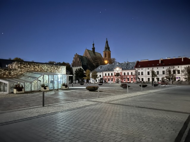 Wyłączone oświetlenie na Rynku w Olkuszu