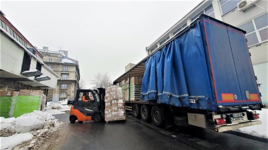 Pomoc dla Ukrainy. Kolejny tir wyjechał z powiatu bielskiego na wschód