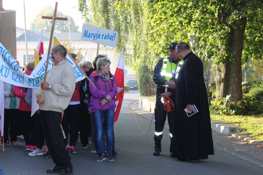 Pielgrzymka pokutno-dziękczynna wokół jeziora Błędno