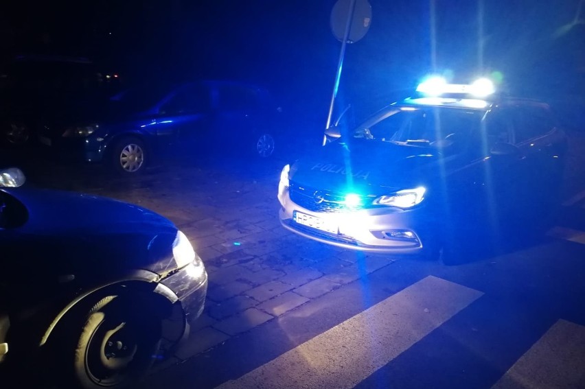 Wypadek w powiecie chełmińskim. Kobieta trafiła do szpitala [zdjęcia]