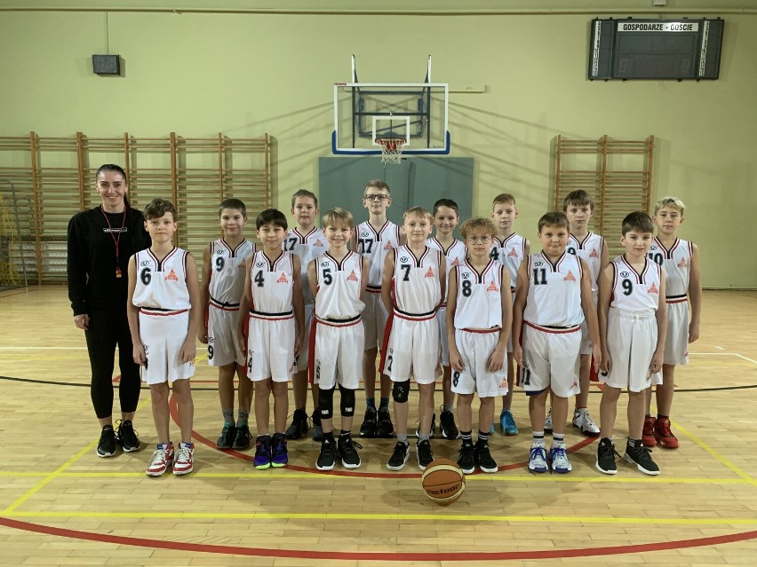 MTS Basket Kwidzyn zachęca do dołączenia do ich drużyn.