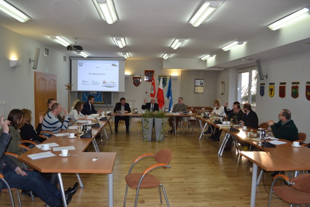 Karta PPL Młody Biznes to pomysł Starostwa Powiatowego i Powiatowego Urzędu Pracy w Pleszewie