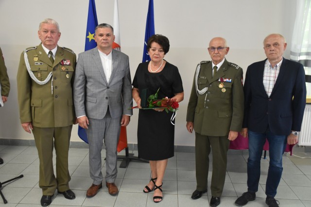 Pleszew. Śp. starszy chorąży Jerzy Szymczak odznaczony Krzyżem Złotym z Gwiazdą Związku Żołnierzy Wojska Polskiego.