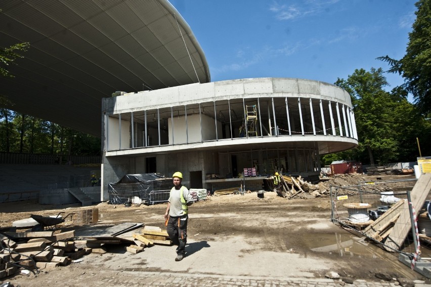 Trwa remont amfiteatru w Koszalinie. Byliśmy na placu budowy [ZDJĘCIA]