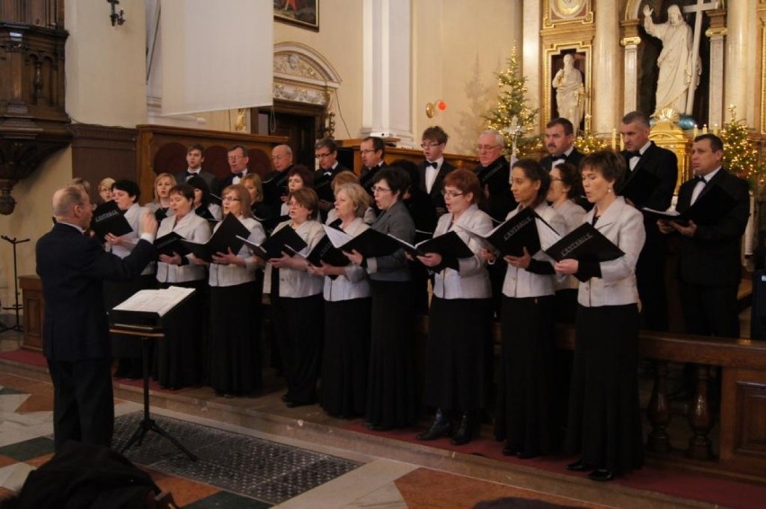 Koncert kolęd Chóru Cantabile