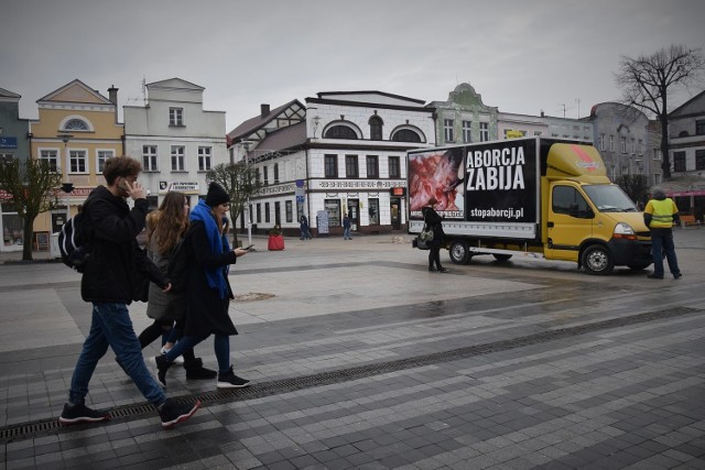 Stop Aborcji w Pucku. Manifestacja, która jak bumerang wraca na Stary Rynek