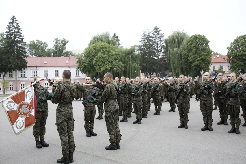 Czołgiści i podhalańczycy na obchodach święta Wojska Polskiego w Przemyślu [ZDJĘCIA]