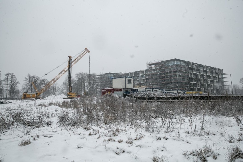 Po sąsiedzku trwa budowa aparthotelu Błonia Park