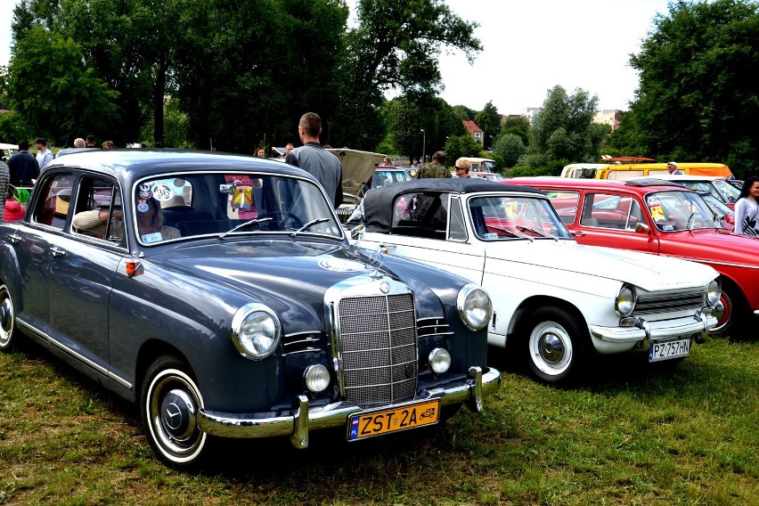 Spotkania miłośników klasycznych aut w Lubuskiem. Sprawdź, gdzie odbywają się zloty [MAPA, ZDJĘCIA] 